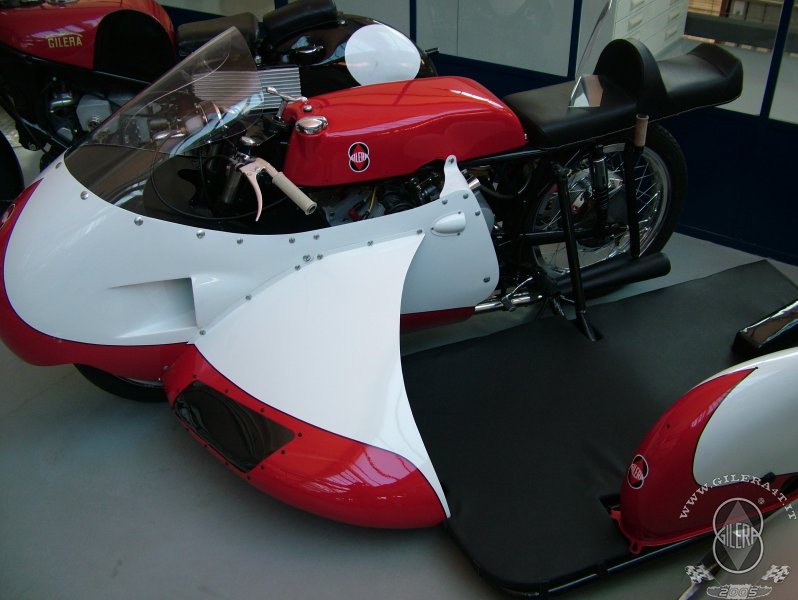 2007 MUSEO PIAGGIO