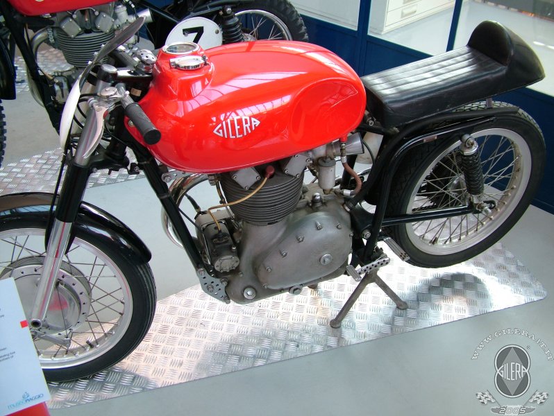 2007 MUSEO PIAGGIO